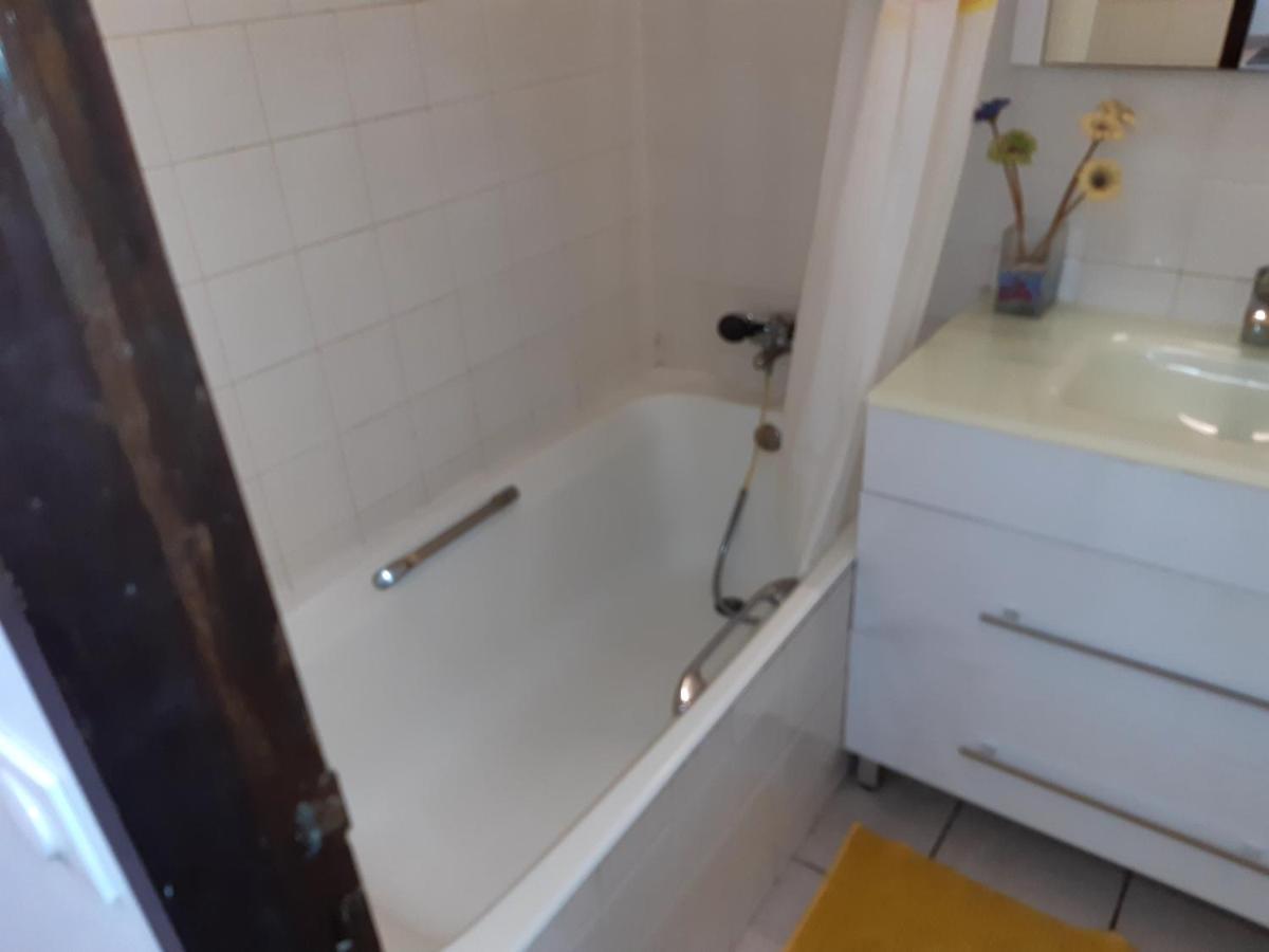 Studio Climatise - Piscine-Plage - 1 A 2 Personnes Sainte-Anne Exterior foto