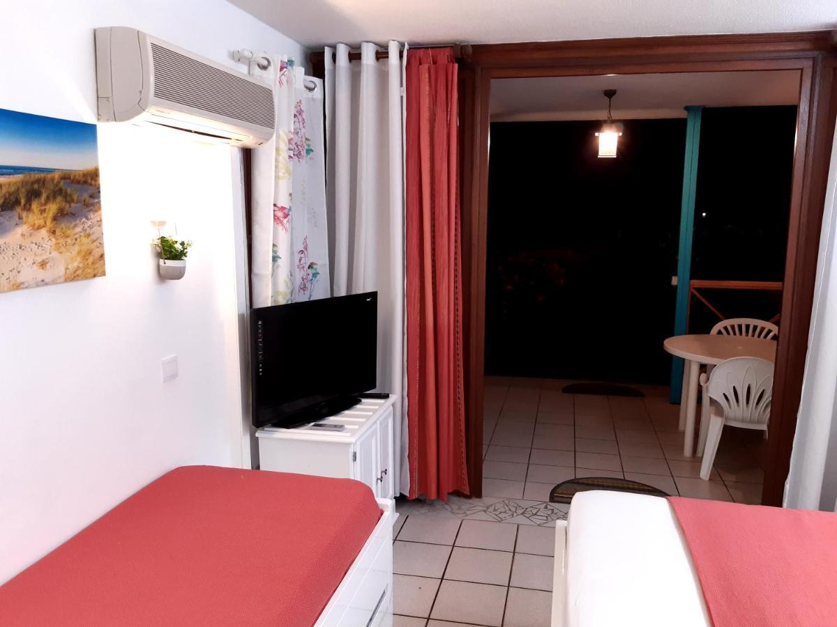Studio Climatise - Piscine-Plage - 1 A 2 Personnes Sainte-Anne Exterior foto